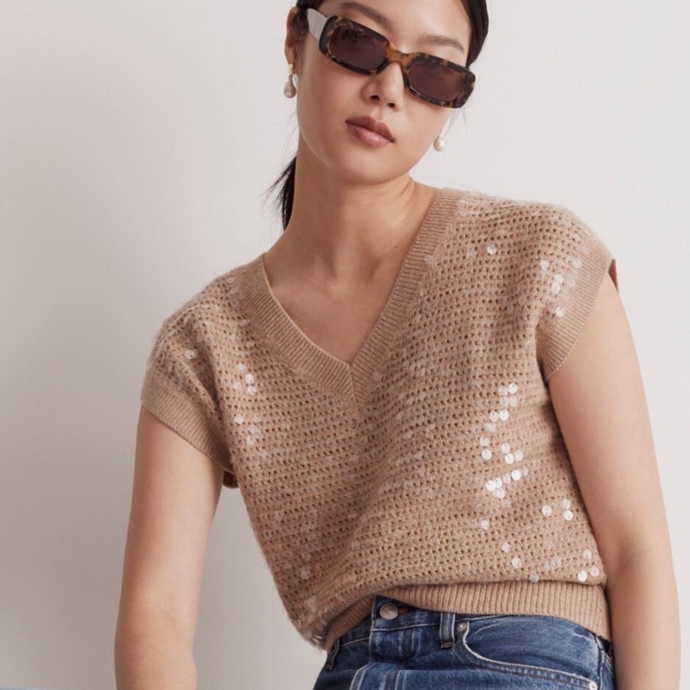 Madewell Knit Sweater Vest in Tan